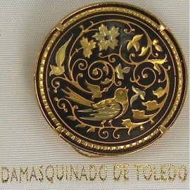 Damascene Gold Bird Round Brooch style 2204